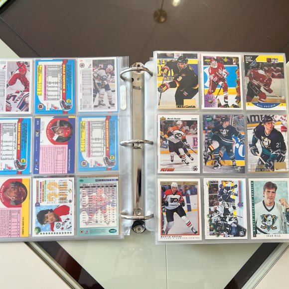 NHL Early to Mid 90's Collection of Various Non-Duplicate 575+ Cards! - Picture 16 of 16